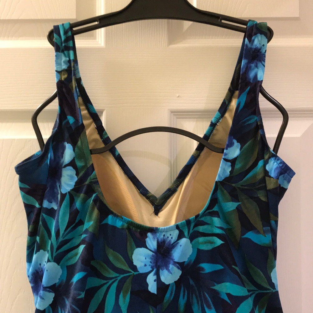 26W 💖 SwimSuit ONE PIECE - Picture 6 of 8